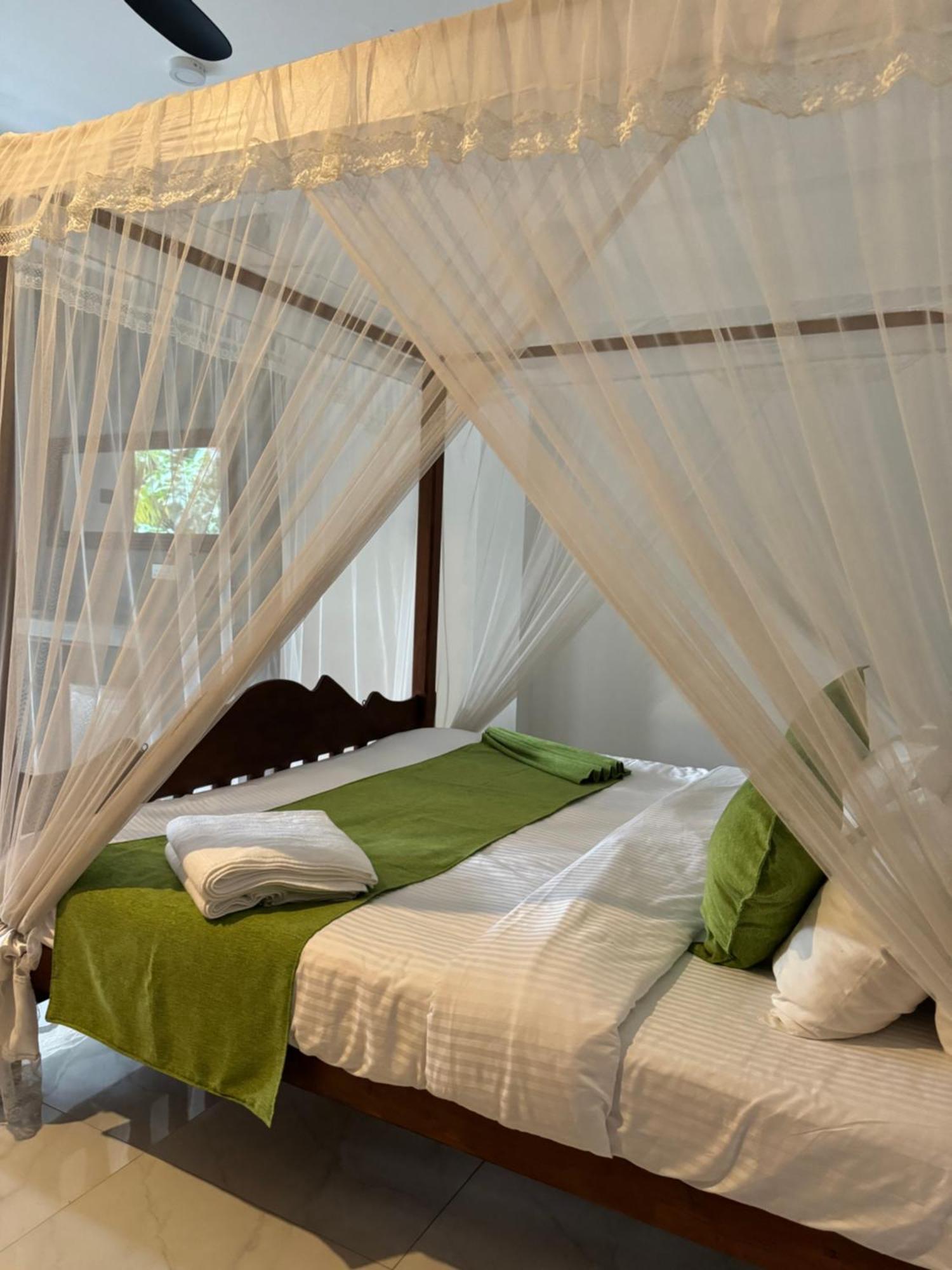 Brinkhouse Guesthouse , Unawatuna Beach מראה חיצוני תמונה