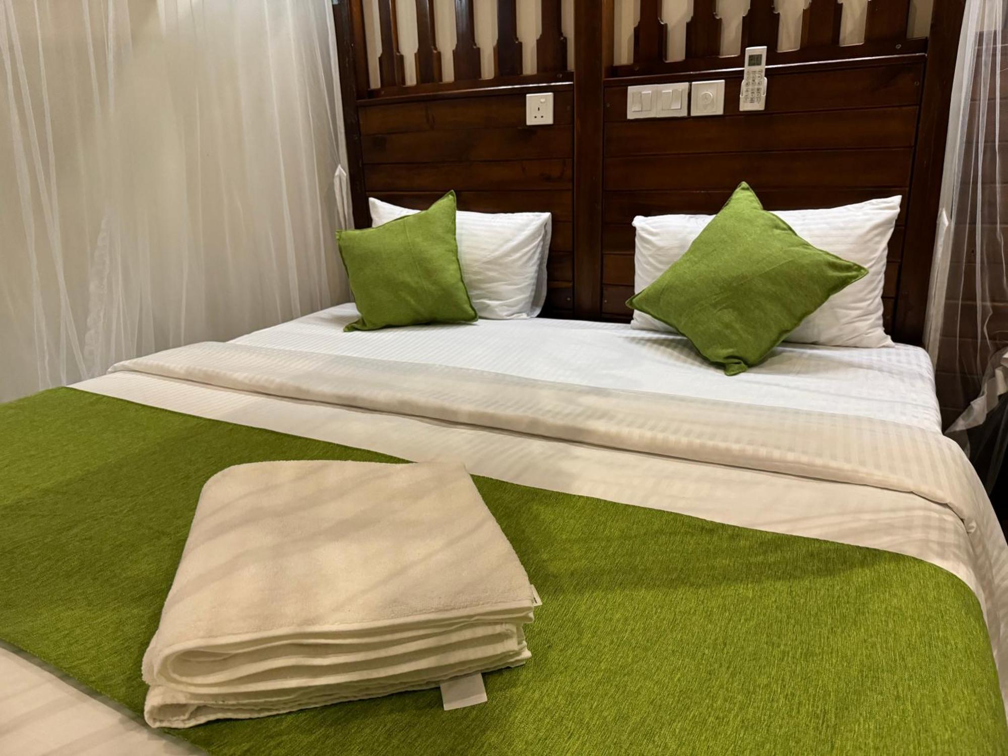 Brinkhouse Guesthouse , Unawatuna Beach מראה חיצוני תמונה